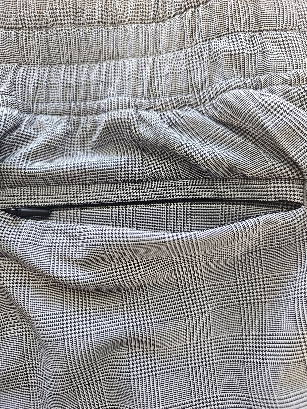 ATHLETA Brooklyn Glen Plaid Pull On Pant Sz 10T Gray Black Travel Athleisure - Picture 10 of 16